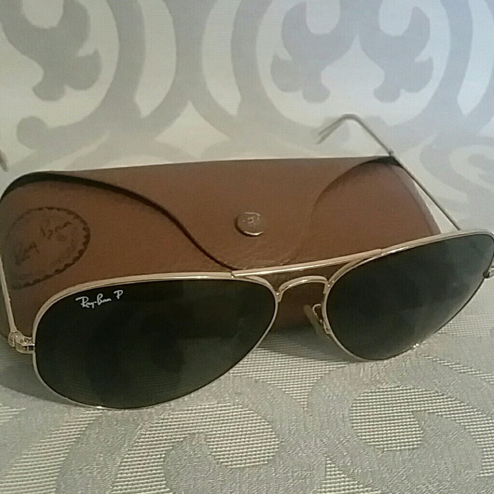 ❄️🌲WINTER SALE☃️💨 Ray Ban Polarized Sunglasses